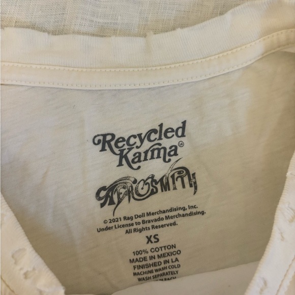 Recycled Karma Aerosmith Live From Budakon Distressed Tee Sz S - Picture 5 of 5